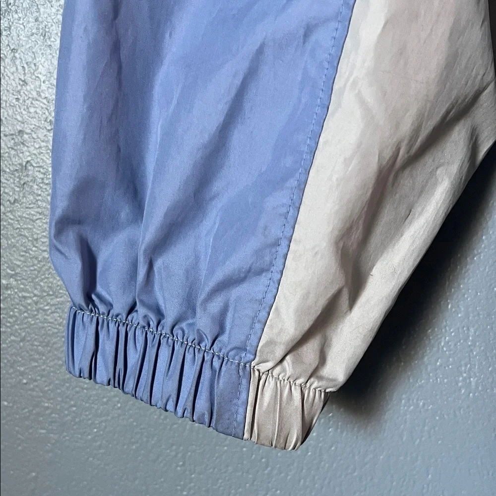 VTG Columbia Women’s Light Jacket Blue Cream Colorblock Windbreaker‎ Small
